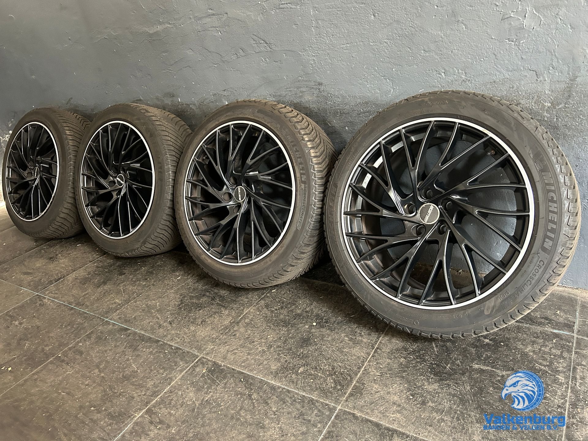 6-7mm! Mercedes Vito V-klasse W447 19 inch zwarte GMP velgen, 19 inch, -, -, Banden en Velgen