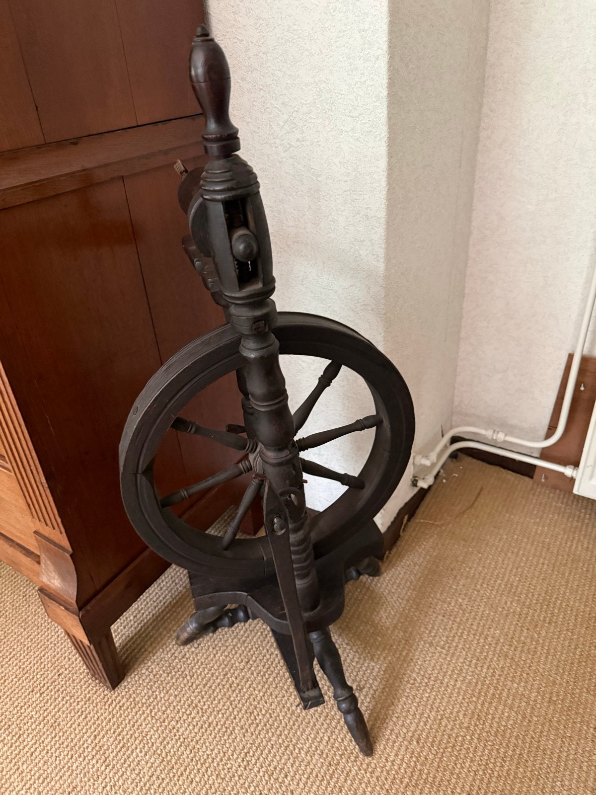 Antiek Spinnewiel - Decoratief en Authentiek, Hobby en Vrije tijd, Ophalen, Gebruikt, Spinnewiel
