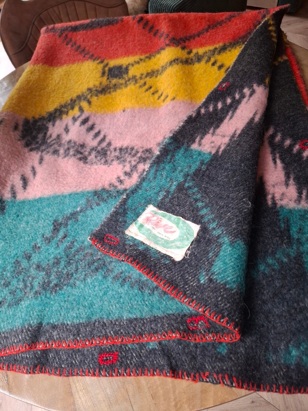 Vintage wollen deken - Kleurrijk en warm, Gebruikt, 100 tot 150 cm, Vintage, Retro, Kleurrijk, 150 tot 200 cm