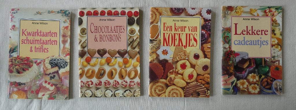 8 kookboekjes van Anne Wilson, Ophalen, Zo goed als nieuw, Anne Wilson, Hoofdgerechten