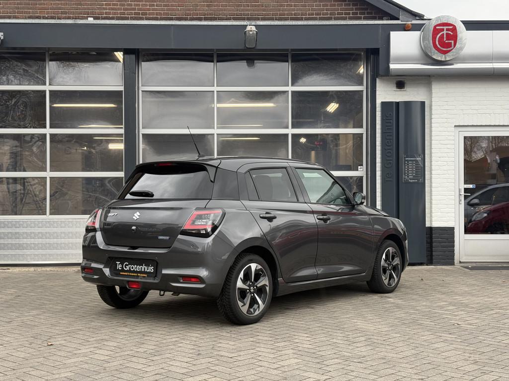 Suzuki Swift 1.2 Style Smart Hybrid (bj 2025), Voorwielaandrijving, Gebruikt, 894 kg, 400 kg