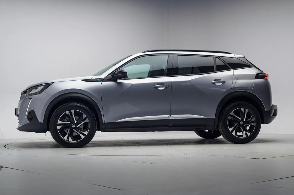 Peugeot e-2008 EV Allure 50 kWh 3-fase [ LED Navi Camera Key, Gebruikt, Leder, 1523 kg, SUV of Terreinwagen