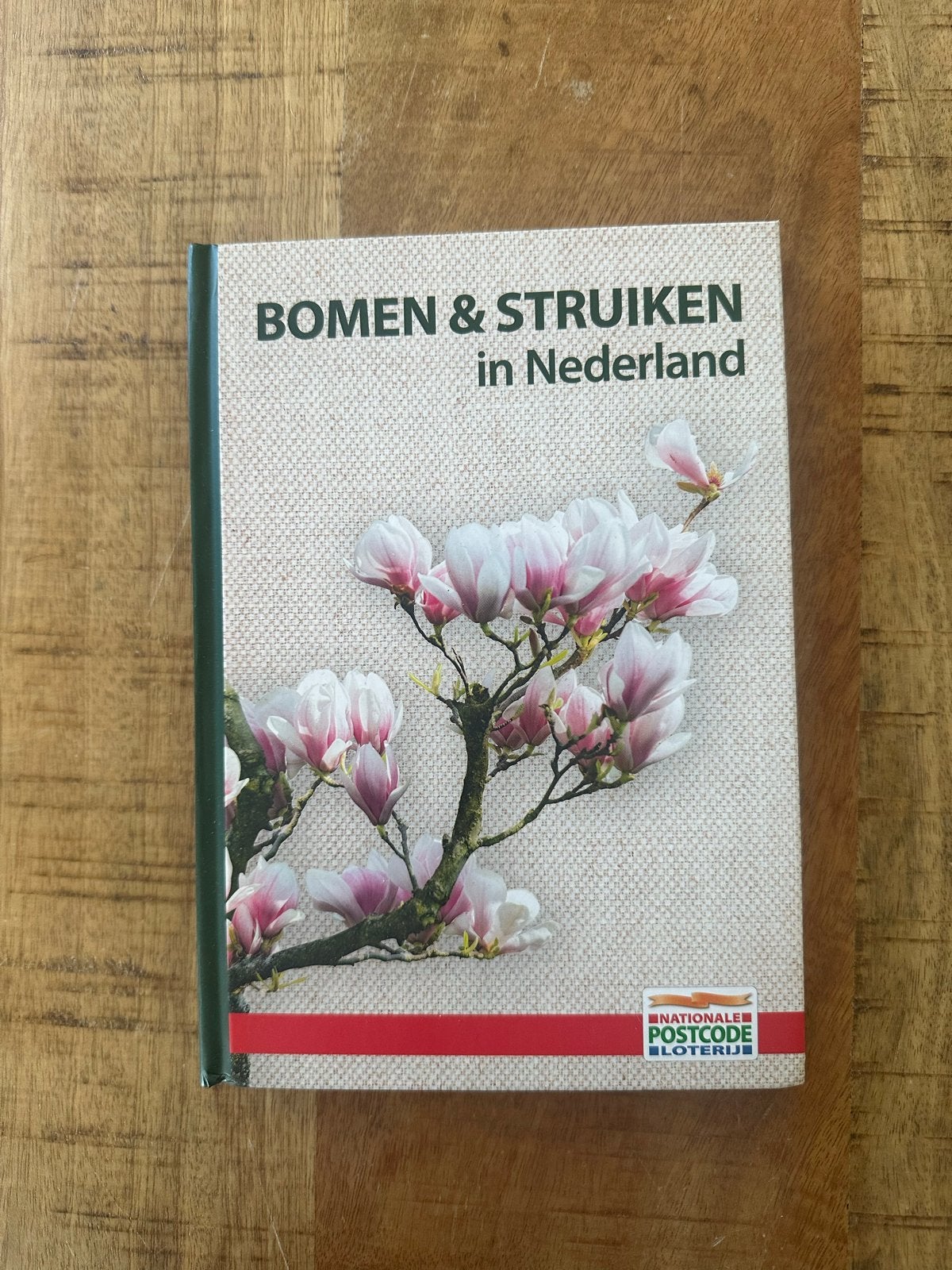 Bomen & Struiken in Nederland - Nationale Postcode Loterij, Ophalen of Verzenden, Zo goed als nieuw, Bloemen, Planten en Bomen