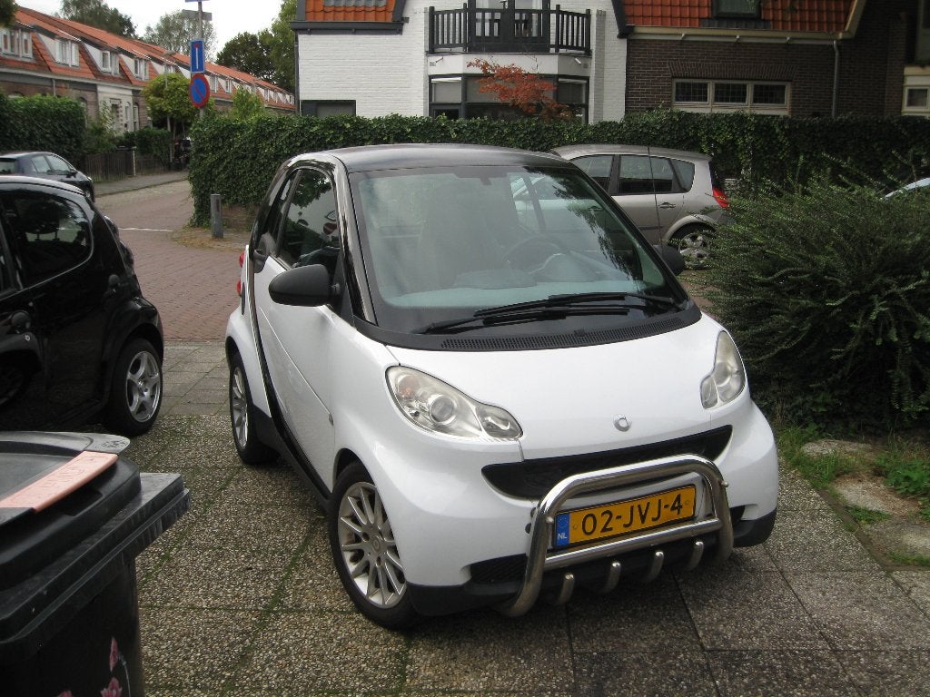 Smart ForTwo 1.0 45KW Coupe  AUT 2009 Zwart,nw.apk,nap2250e., Auto's, Automaat, Achterwielaandrijving, 18 €/maand, 61 pk