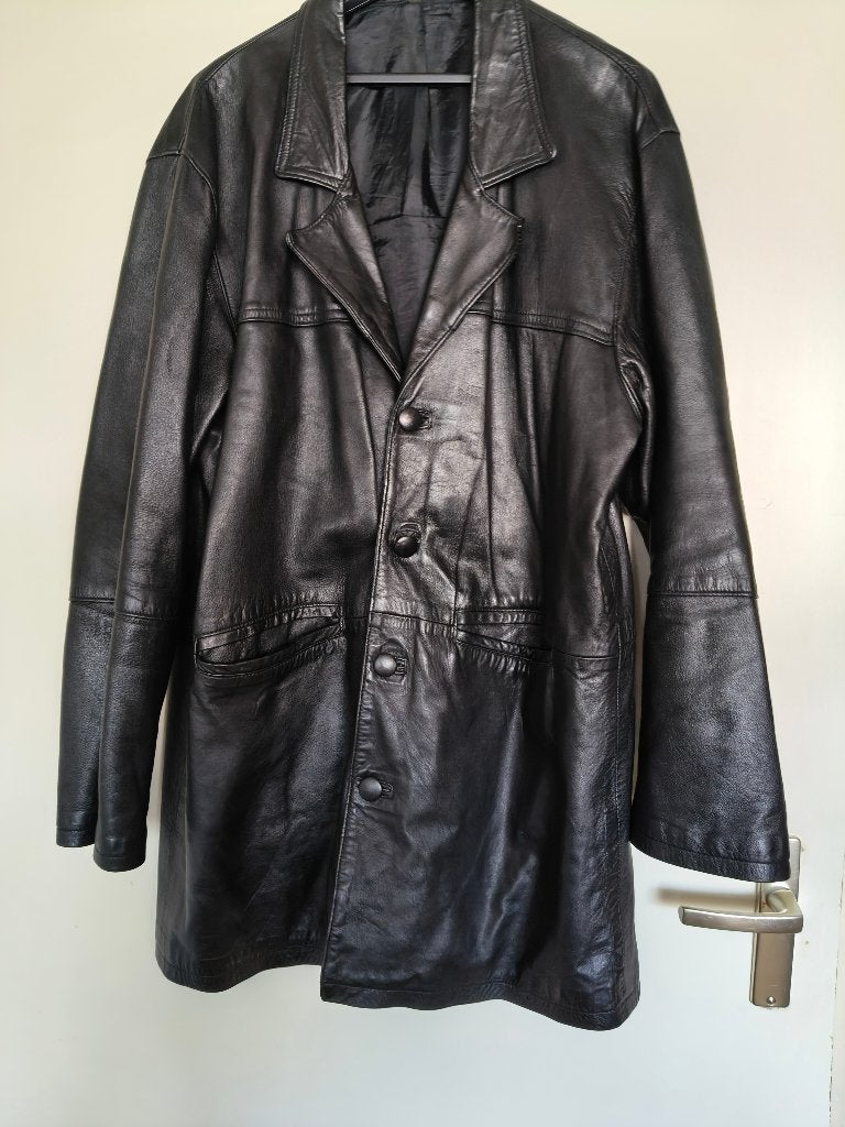 Heren leren zwarte lange jas maat xxxl, € 55,00, Ophalen of Verzenden, Gedragen, Overige maten, Zwart