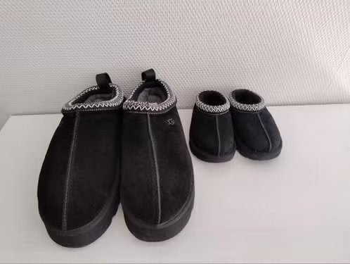 Ugg Tasman mini me, UGG, Ophalen of Verzenden, Zo goed als nieuw, Instappers