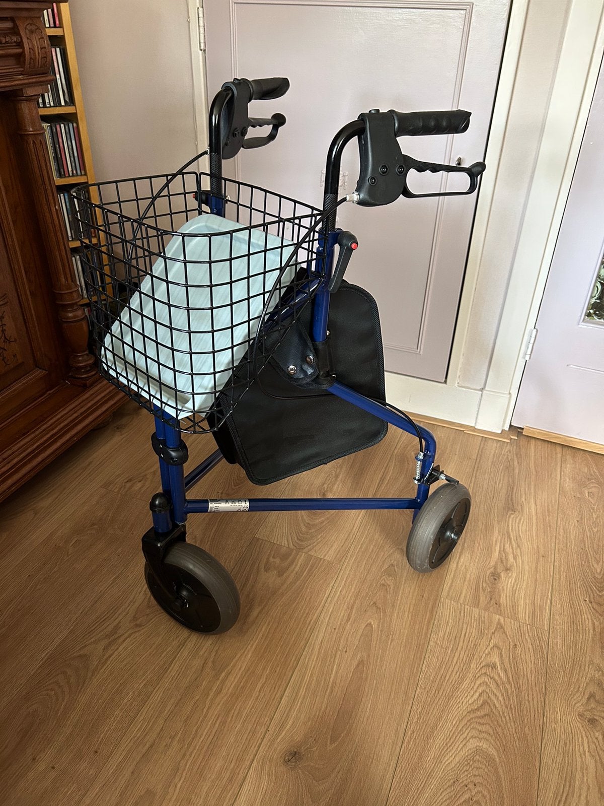Handige 3 poots rollator, Diversen, Ophalen, Nieuw