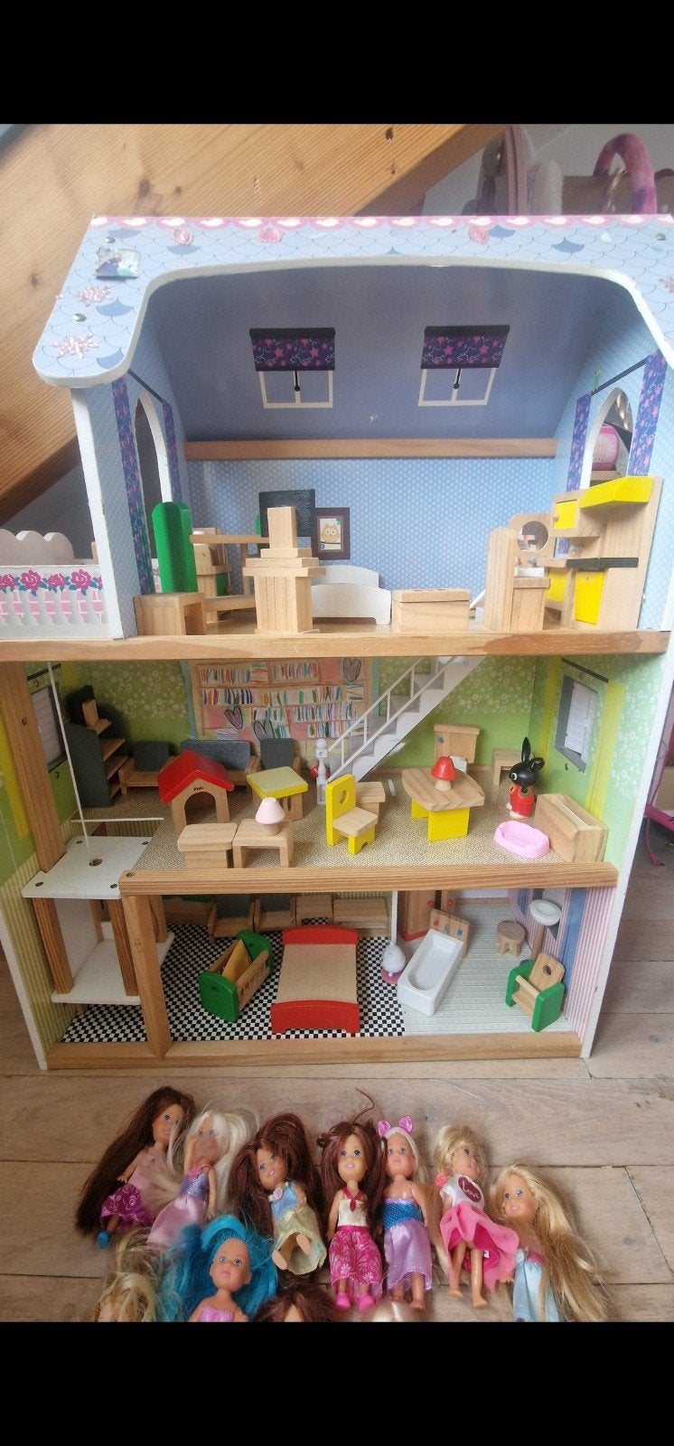 Groot Houten Poppenhuis met Meubels en Poppen, Kinderen en Baby's, Speelgoed | Poppen, Ophalen