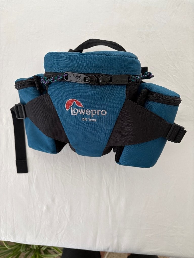 Cameratas toploader Lowepro Off Trail, Lowepro, Blauw, Ophalen of Verzenden, Zo goed als nieuw
