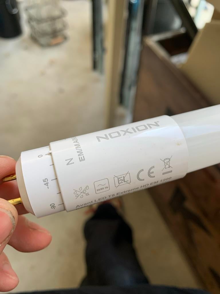 LEDBUIZEN (4 stuks) Noxion Avant T8 Extreme 120 cm, Ophalen, Gebruikt