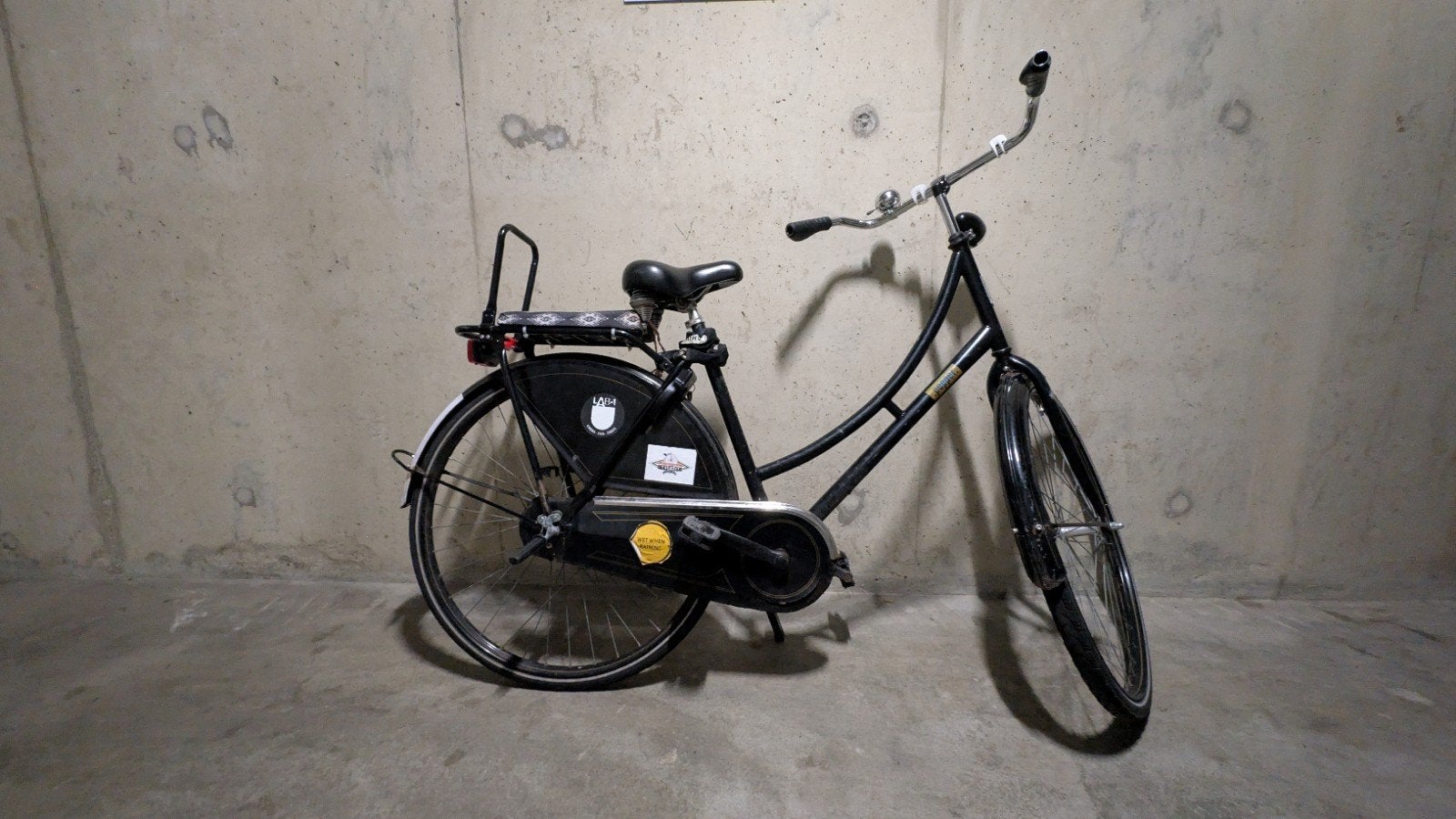 Zwarte DFB Stadsfiets - Gebruikt/ Omafiets, Terugtraprem, Ophalen, Overige merken, 53 tot 56 cm