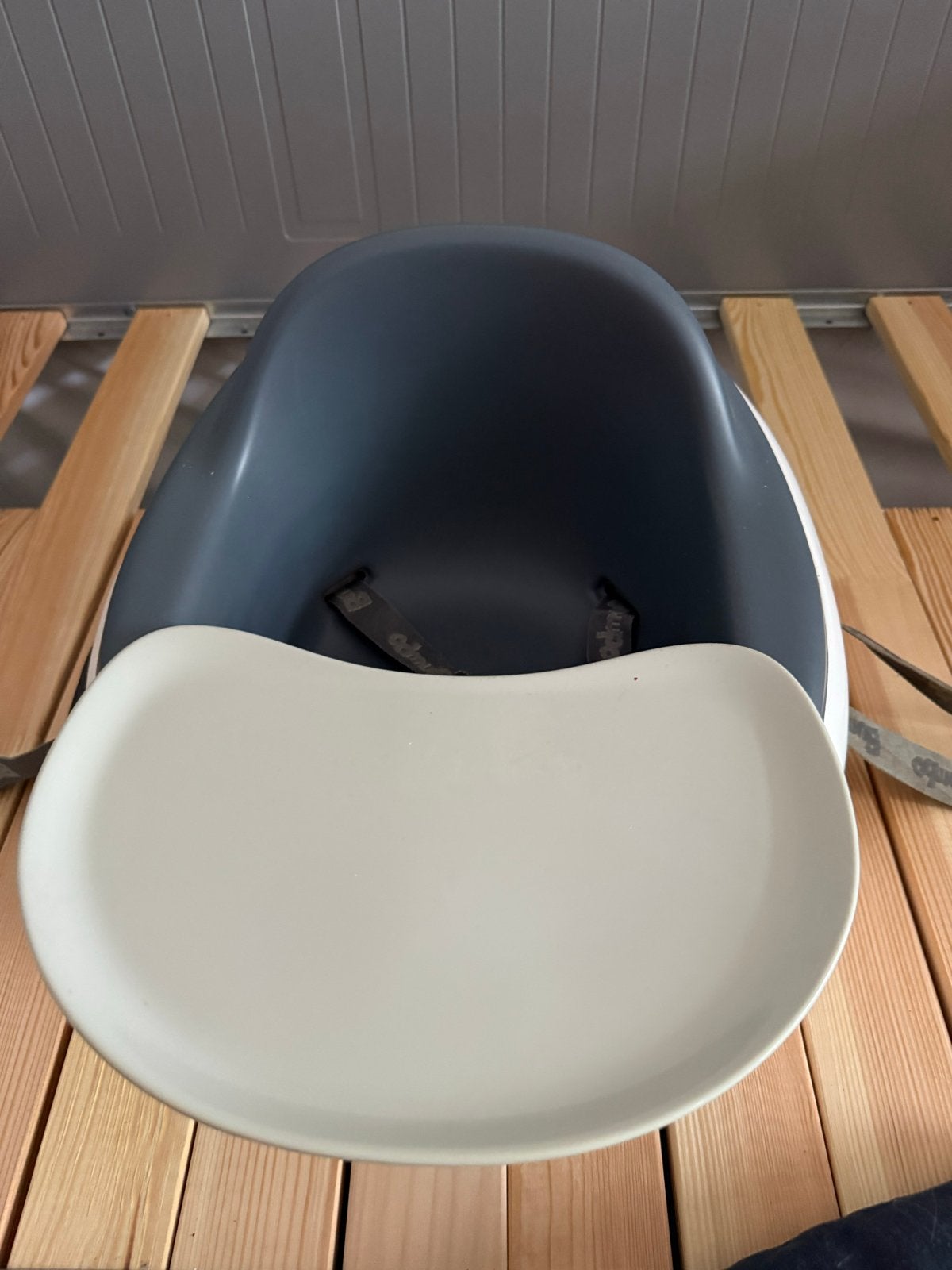 Bumbo baby kinderstoel - Top staat!, Ophalen of Verzenden, Zo goed als nieuw, Overige typen, Afneembaar eetblad
