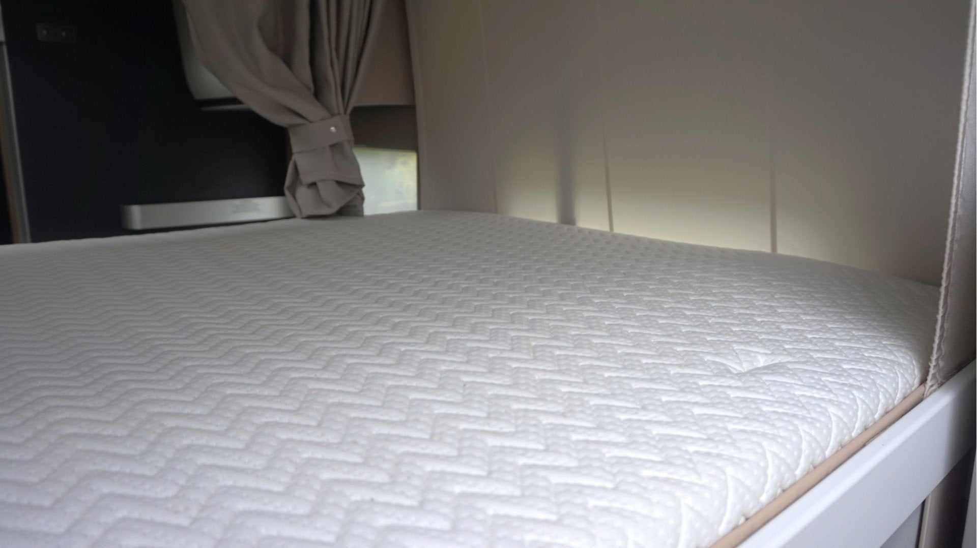Foto 54 van Adria MATRIX 670SC PLUS AUTOMAAT 141 pk Zonnepan. Electr. Fi