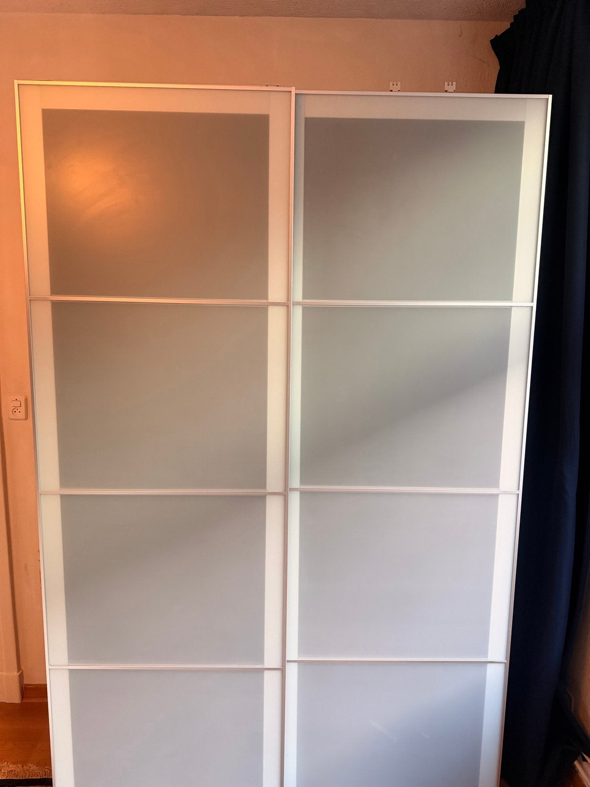 Twee IKEA PAX kasten zwart met glazen schuifdeuren, Huis en Inrichting, Ophalen, Gebruikt, 200 cm of meer, 150 tot 200 cm