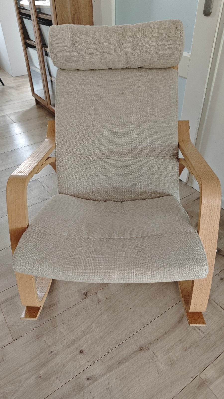 Ikea schommelstoel met beige kussen, Ophalen, Hout, Overige kleuren, Modern comfort