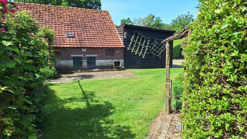 te huur woonhuis, woning, huis, praktijk, opslag stal weide, Ophalen of Verzenden