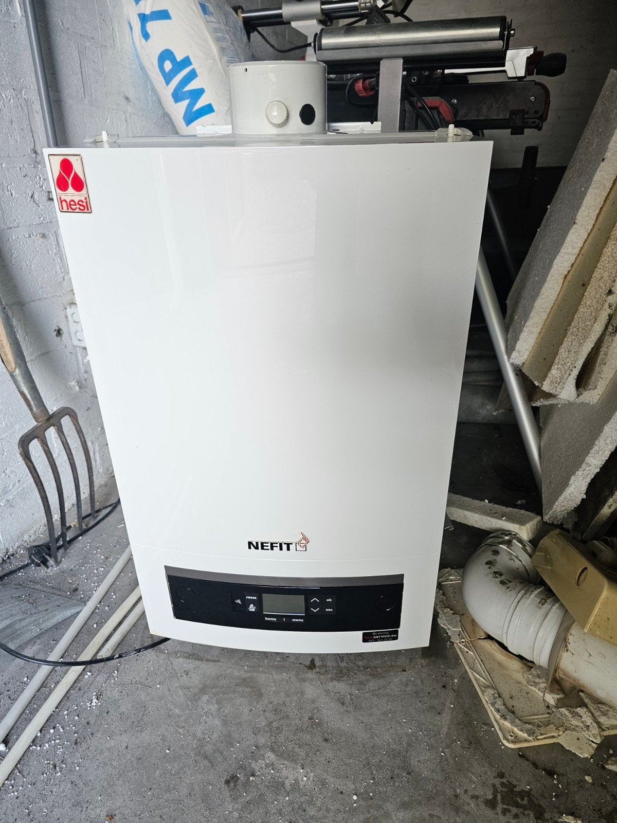 Nefit TrendLine HRC30 CW5 II, Doe-het-zelf en Verbouw, Verwarming en Radiatoren, Ophalen, Minder dan 60 cm, 30 tot 80 cm