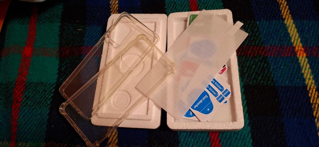 5 Samsung A22 Screenprotectors en 2 transparante hoesjes, Ophalen of Verzenden, Nieuw