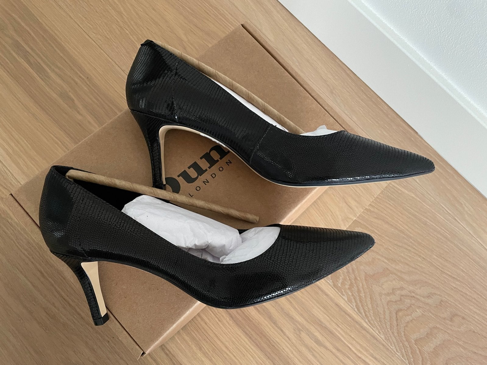 Dune London Zwarte Pumps - Maat 40, Kleding | Dames, Ophalen of Verzenden, Zo goed als nieuw, Zwart, Pumps