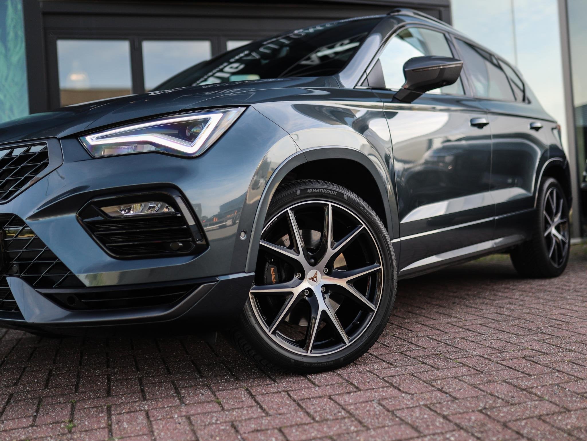 CUPRA Ateca 2.0 TSI 4DRIVE | Beats | Pano | Camera | Stoel/S, Automaat, Gebruikt, 4 cilinders, 1984 cc