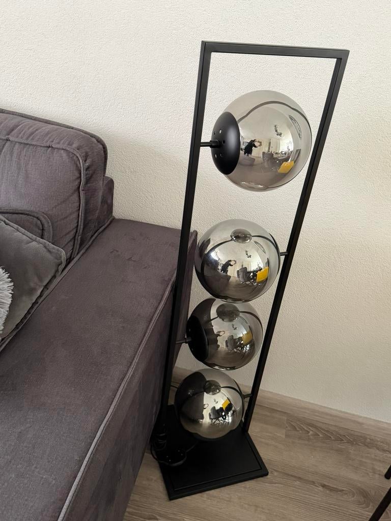 Te koop smokey glas kamerlamp/vloerlamp, Ophalen of Verzenden, Zo goed als nieuw, Glas, 100 tot 150 cm