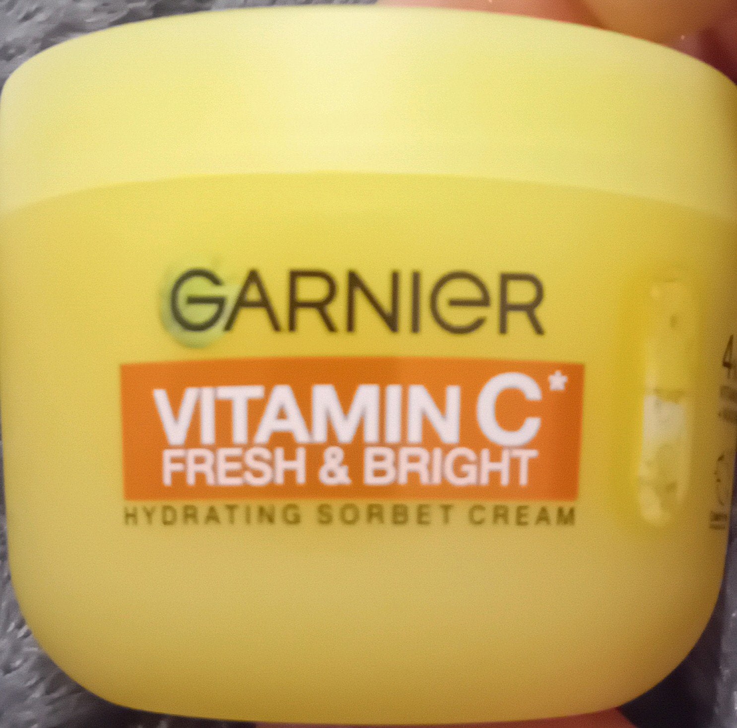 Garnier Vitamine C Fresh & Bright Hydrating Sorbet Cream, Ophalen of Verzenden, Nieuw, Gehele gezicht