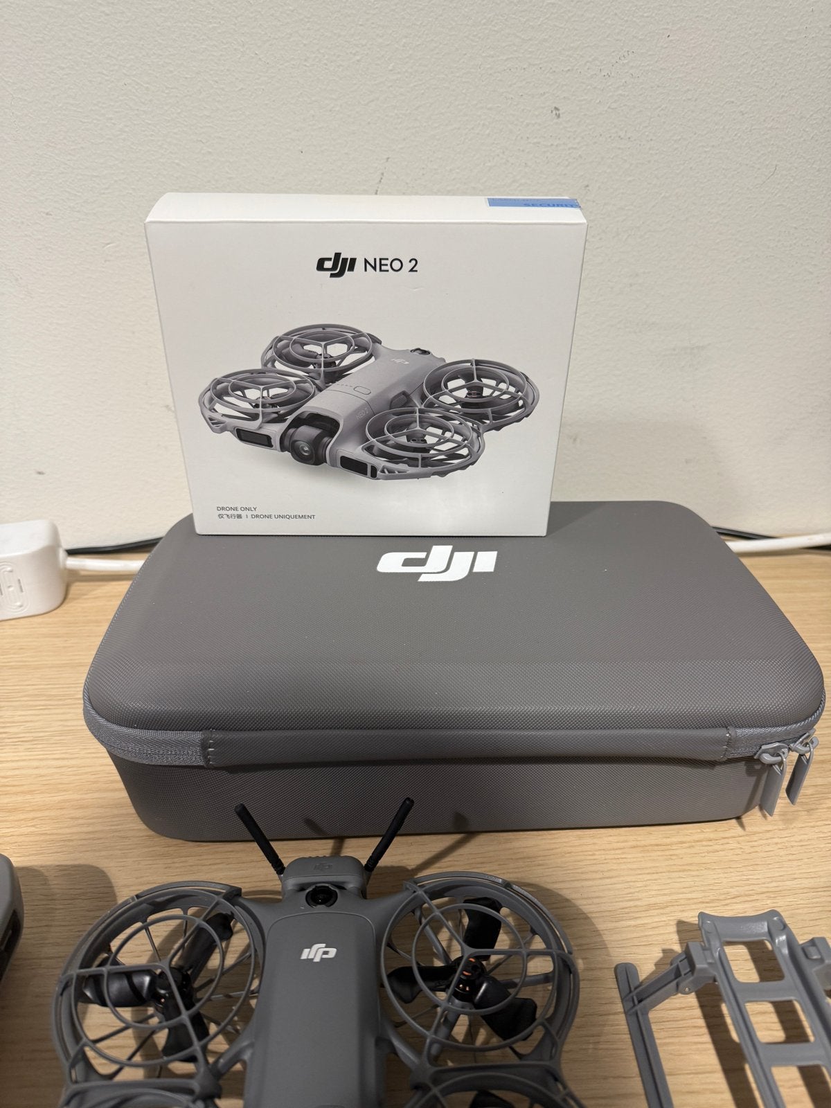 DJI NEO 2 Drone met afstandsbediening en accessoires, Ophalen, Cameradrone, Extra accu('s), 15 tot 30 minuten