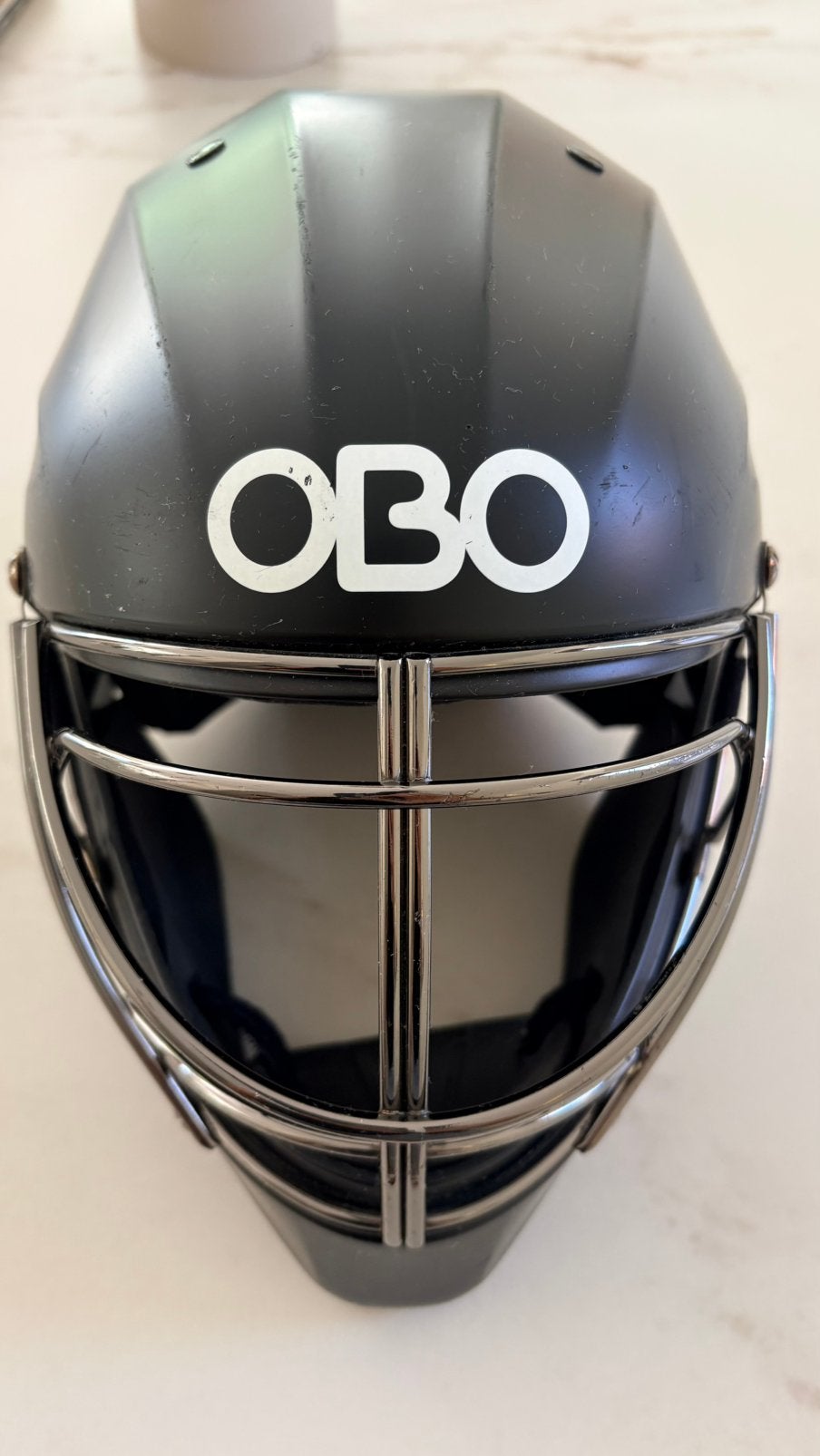 OBO hockey keepershelm – zwart – slechts 1 seizoen gebruikt, Ophalen, Zo goed als nieuw, Overige typen