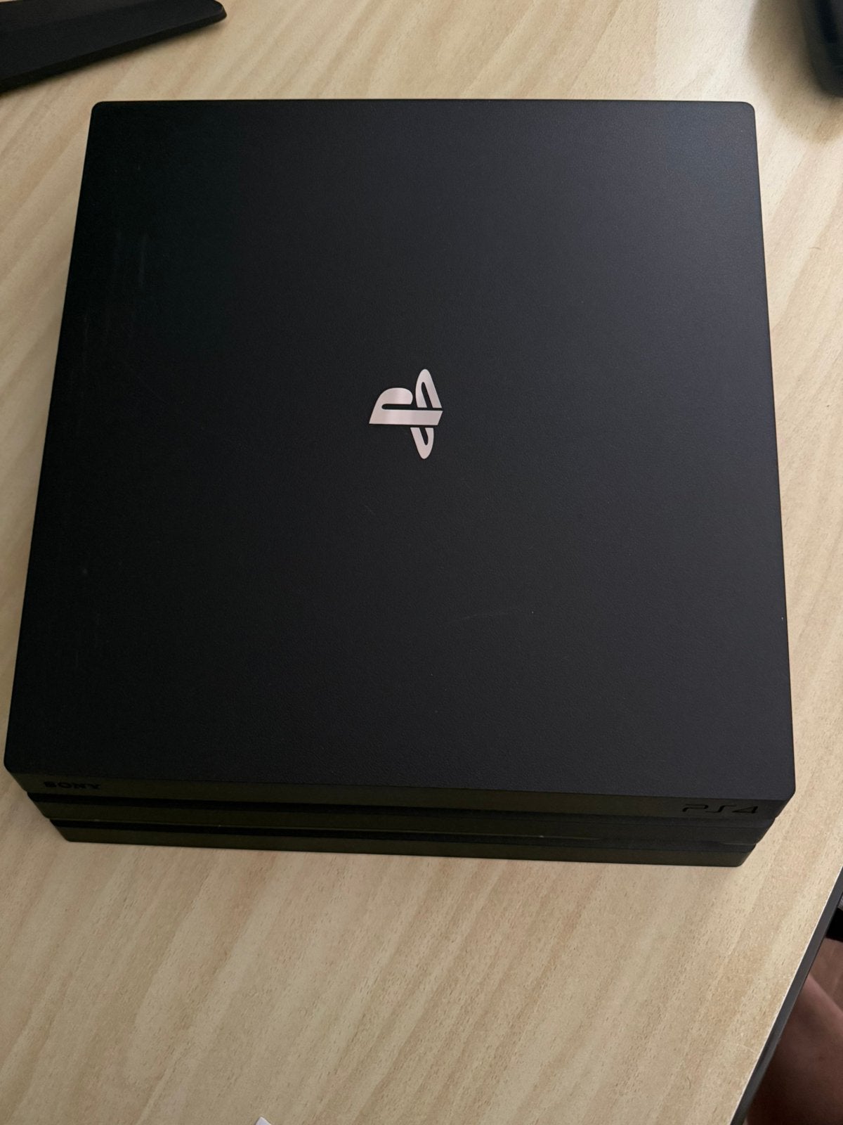 Ps4 Pro 1TB + perfect werkende controller, Spelcomputers en Games, Ophalen of Verzenden, Zo goed als nieuw, 1 TB, Met 1 controller