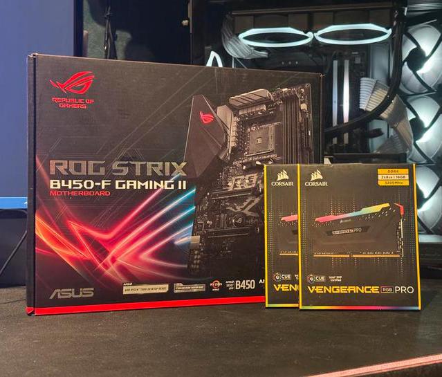 Rog Strix B450-F Gaming 2 Moederbord en Ram (32GB), Ophalen of Verzenden, Zo goed als nieuw, 3 tot 4 Ghz