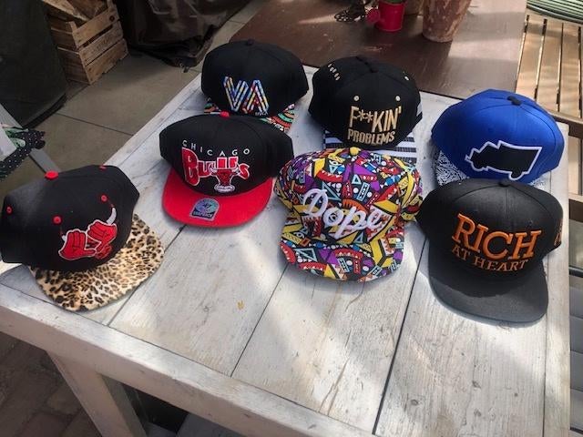 Caps 10 euro hele koop, Dieren en Toebehoren, Ophalen, Nieuw, Dames