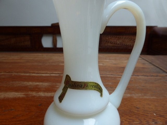Vintage opaline kannetje in wit, Italie, 17 cm., Ophalen of Verzenden