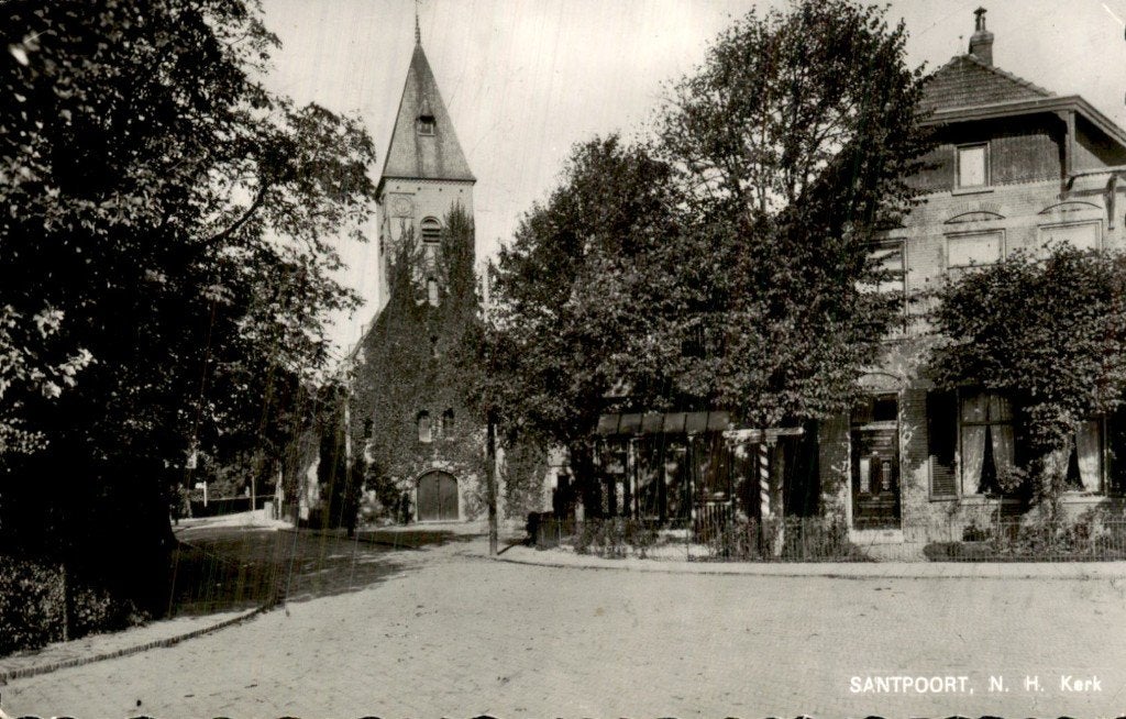 Santpoort - Kerk - N.H., Ophalen of Verzenden, 1940 tot 1960, Gelopen, Noord-Holland