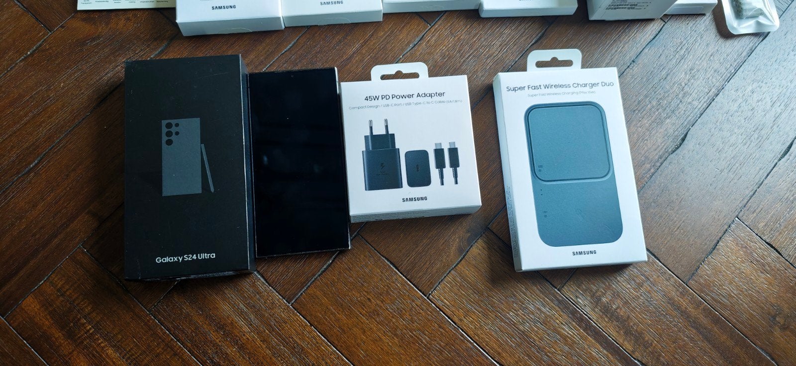 Samsung Galaxy S24 Ultra 1TB Grijs en Samsung Watch 8 Classi, Ophalen, Galaxy S24, Zwart, Touchscreen
