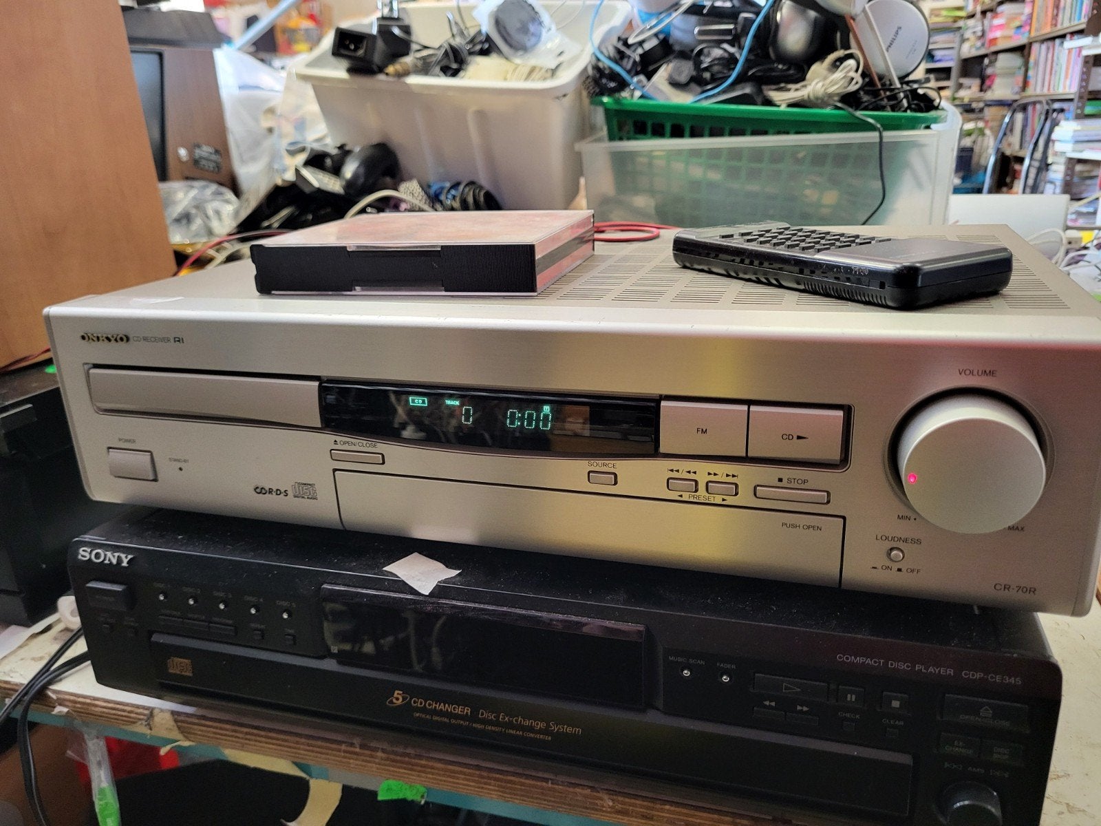 Onkyo CR-70R CD-speler met Sony CDP-CE345 5-CD wisselaar, Audio, Tv en Foto, Cd-spelers, Ophalen of Verzenden, Sony, Wisselaar