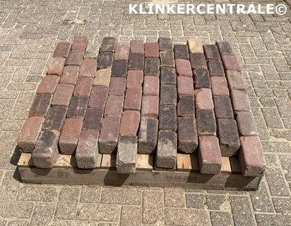 4.500m2 rood paars gemêleerd gebakken keiformaat klinkers br