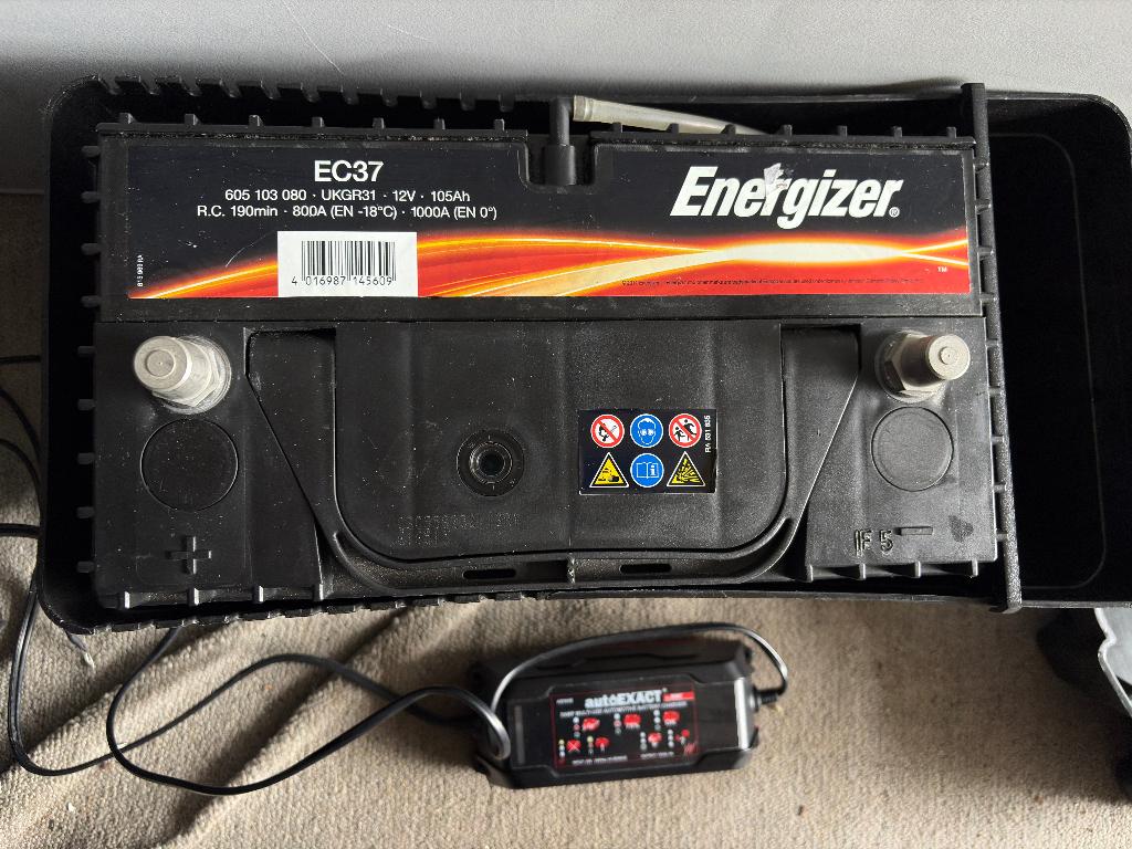 12 V accu voor caravan mover met druppellader, Caravans en Kamperen, Caravan accessoires, Ophalen, Gebruikt