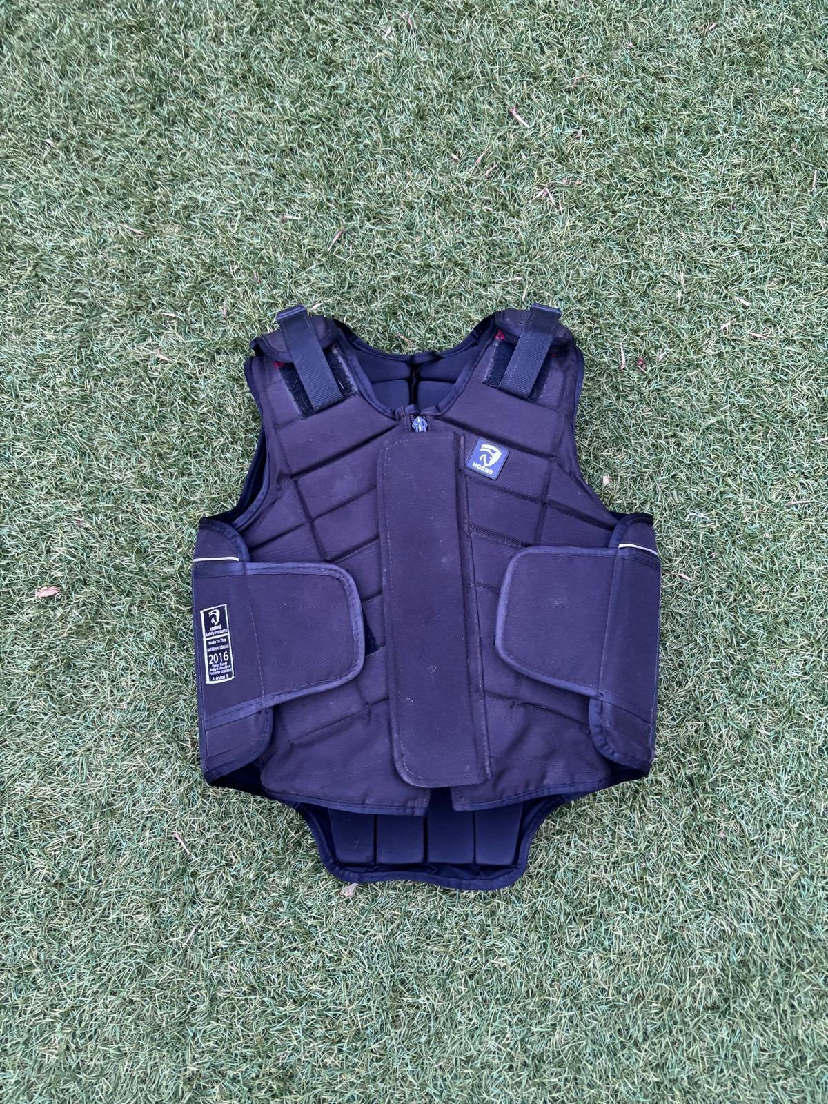 Horka bodyprotector maat kids xl. Zwart, Dieren en Toebehoren, Ophalen of Verzenden, Zo goed als nieuw