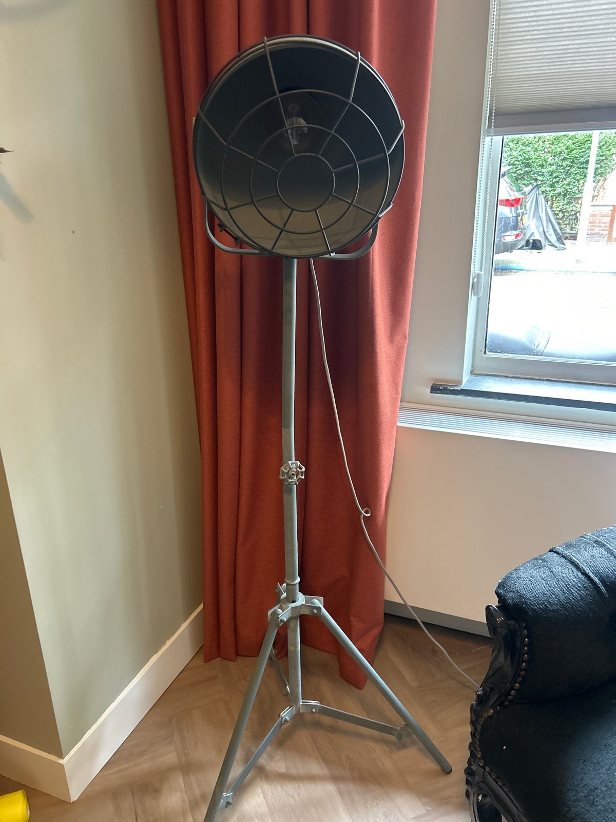 Industriële Staande Lamp - Grijs, 140 cm hoog, Ophalen, Gebruikt, 100 tot 150 cm, Overige fittingen