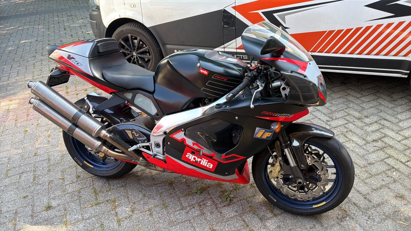 Aprilia RSV Mille R 2001 met Ohlins OZ en shotgun uitlaat!, Particulier, Super Sport