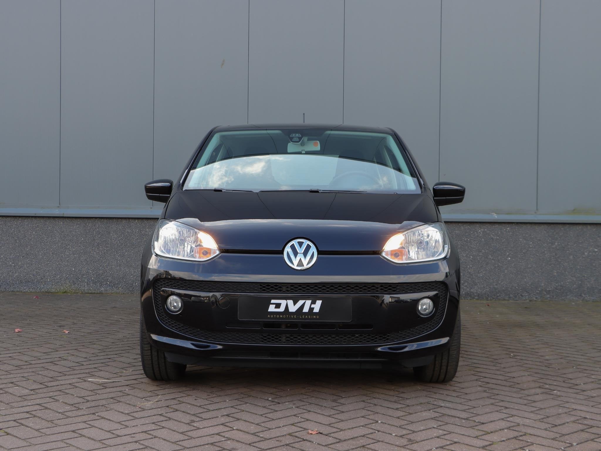 Volkswagen Up! 1.0 cup up! BlueMotion PANO | STOELVERWARMING, Voorwielaandrijving, Stof, Gebruikt, Up!