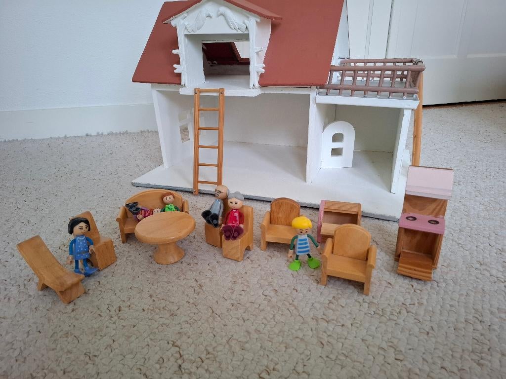 Poppenhuis met meubeltjes en popjes, Ophalen of Verzenden, Zo goed als nieuw, Poppenhuis