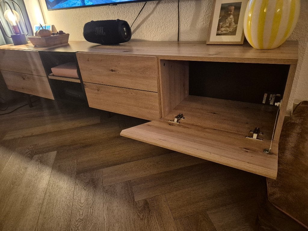 Foto 6 van TV-meubel hout