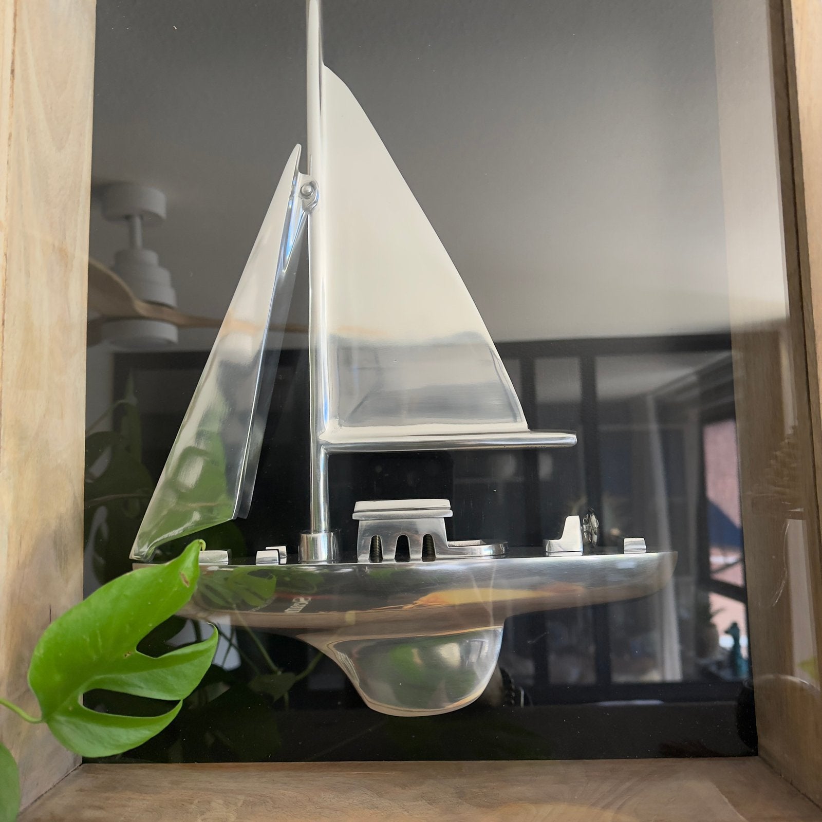 Zilver kleurige boot in kast Rivera maison, Ophalen, Zo goed als nieuw, Metaal, Scandinavisch