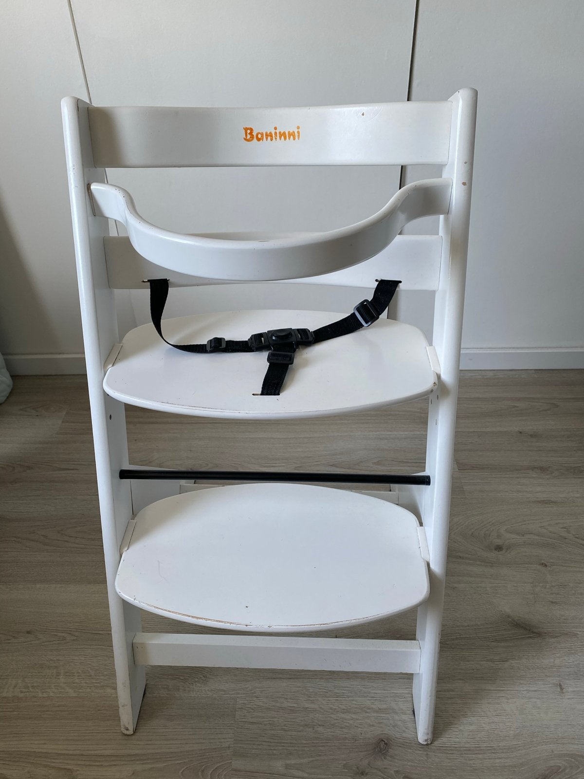 Boninni meegroeistoel wit met gordel, Kinderen en Baby's, Ophalen, Gebruikt, Meegroeistoel, Gordel(s)