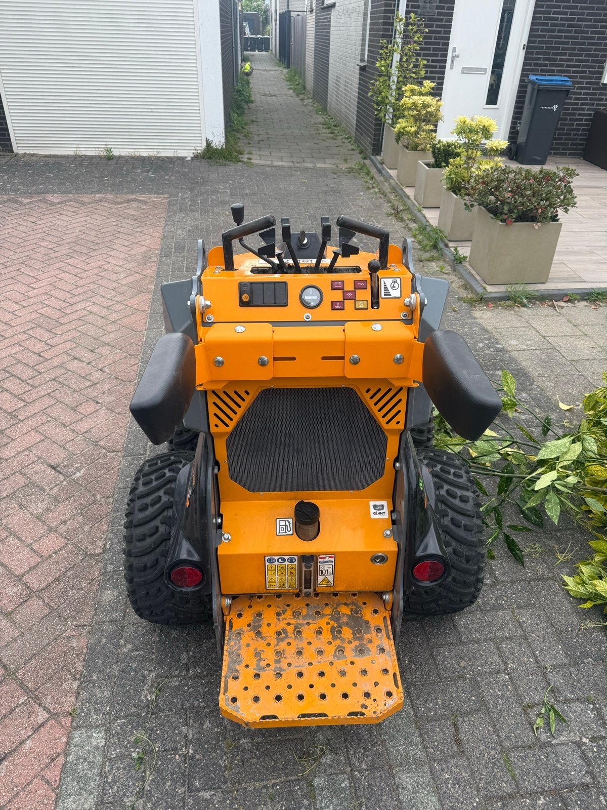 Giant GS900shovel skidster nieuwstaat! Doe een bod!, Ophalen, Wiellader of Shovel