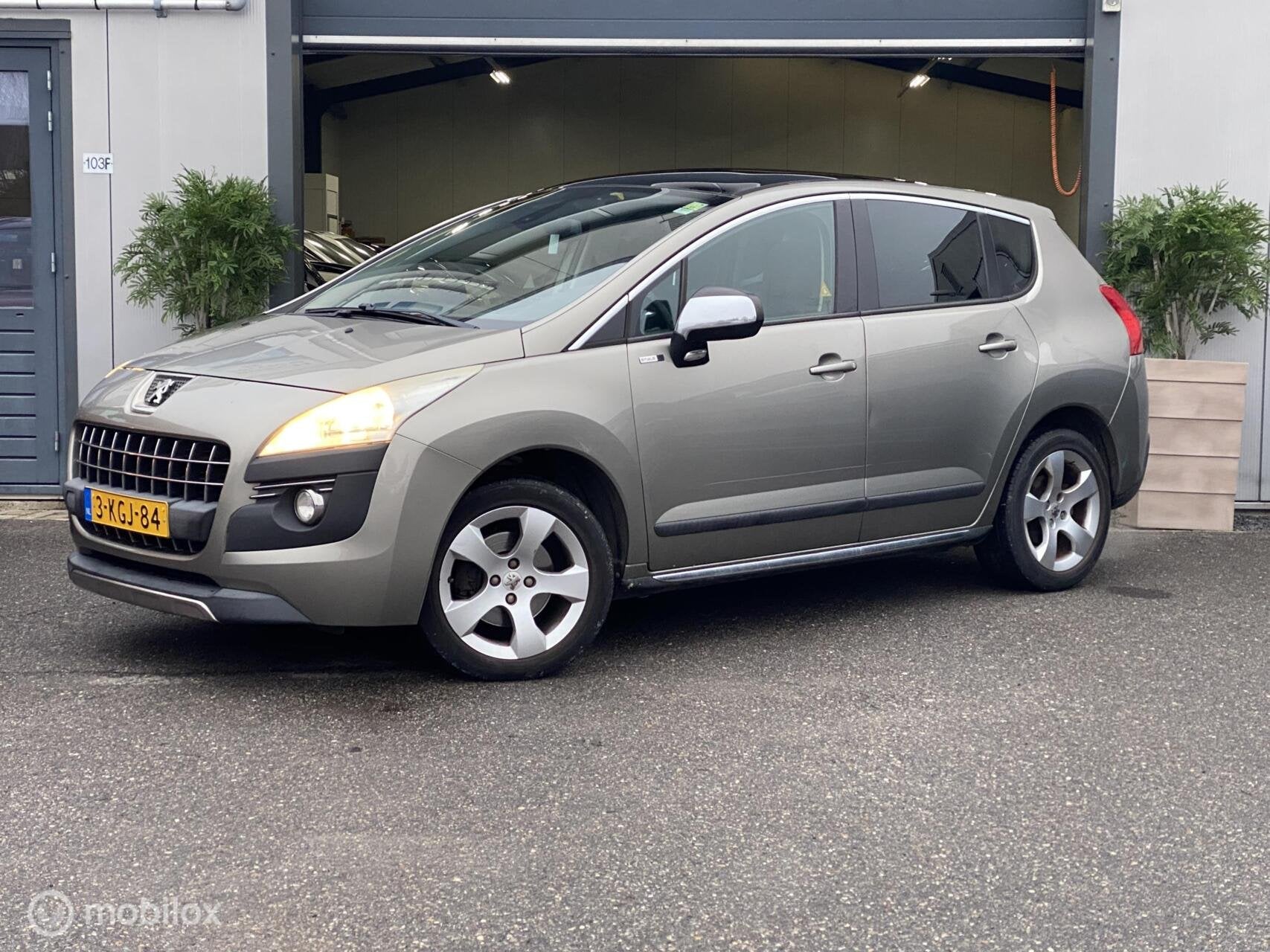 Peugeot 3008 1.6 | PANO | TREKHAAK | AIRCO |APK |NAP1e eign., Auto's, Voorwielaandrijving, Euro 5, Gebruikt, 1434 kg