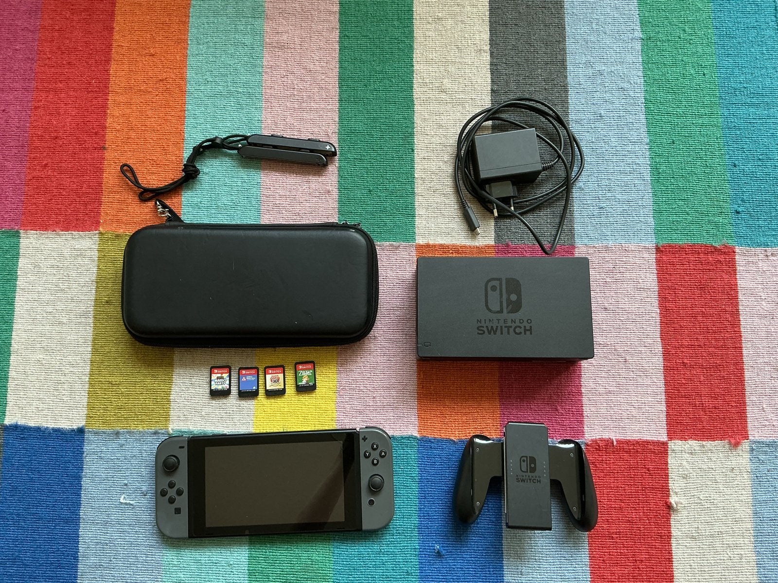 Nintendo Switch met 4 games en accessoires, Switch 2019 Upgrade, Met games, Met 2 controllers, Ophalen of Verzenden