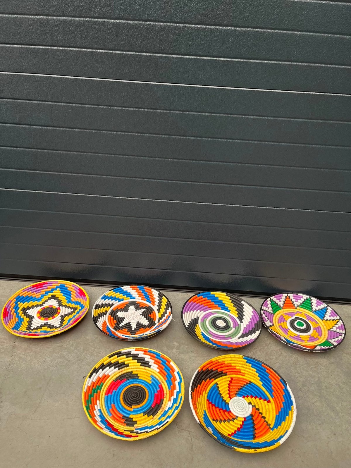 Kleurrijke handgemaakte rieten schalen, Ophalen, Wateringen, Info@artizana.nl, Schaal