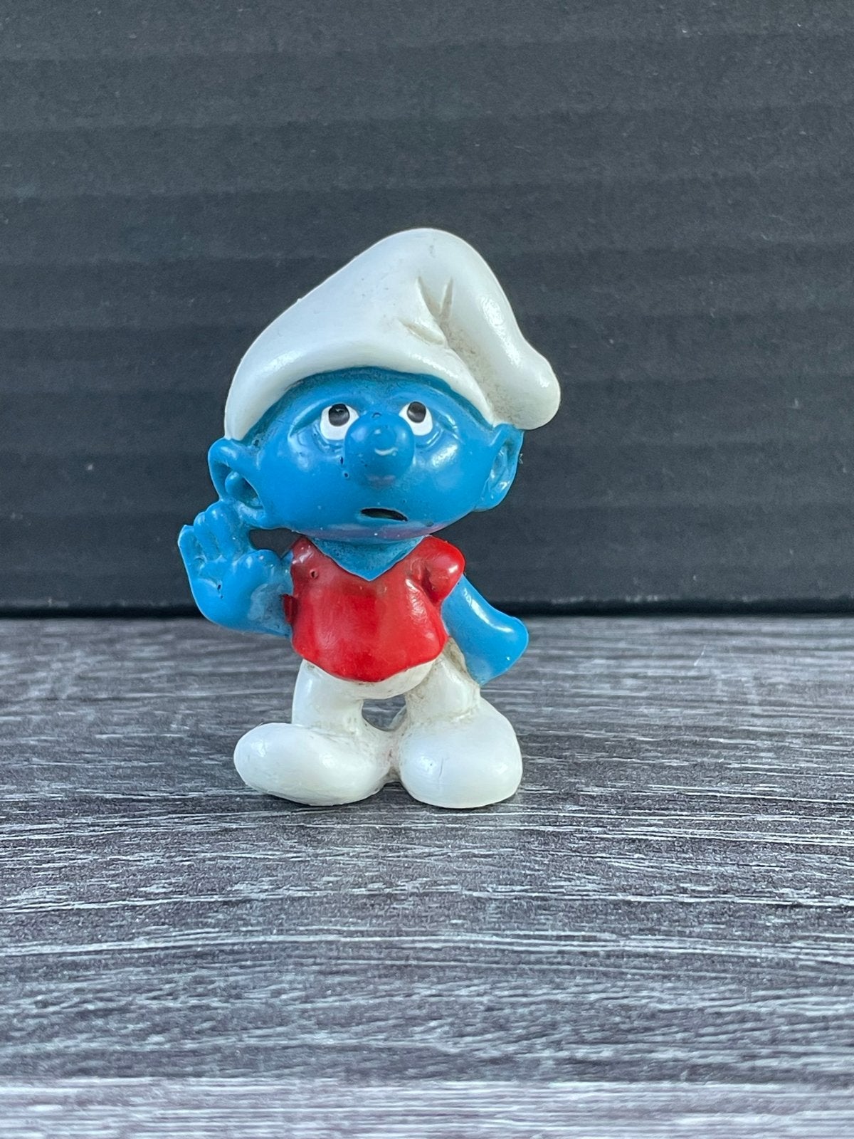 Smurf figuurtje - Vintage Smurf met rood shirt, Ophalen of Verzenden, Gebruikt, Overige Smurfen, Poppetje, Figuurtje of Knuffel